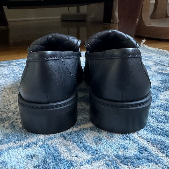 Chanel Black Quilted Flap Turnlock CC Logo Gold Mule Loafer, SZ 37.5 - Picture 4 of 6